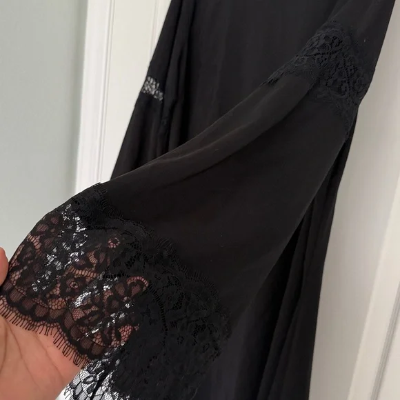 Mossimo Long Bell Sleeve w/ Lace Black Dress Size L/XL - Picture 3 of 12
